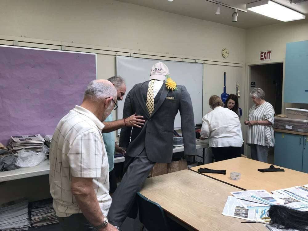 scarecrows Sierra Madre Kiwanis